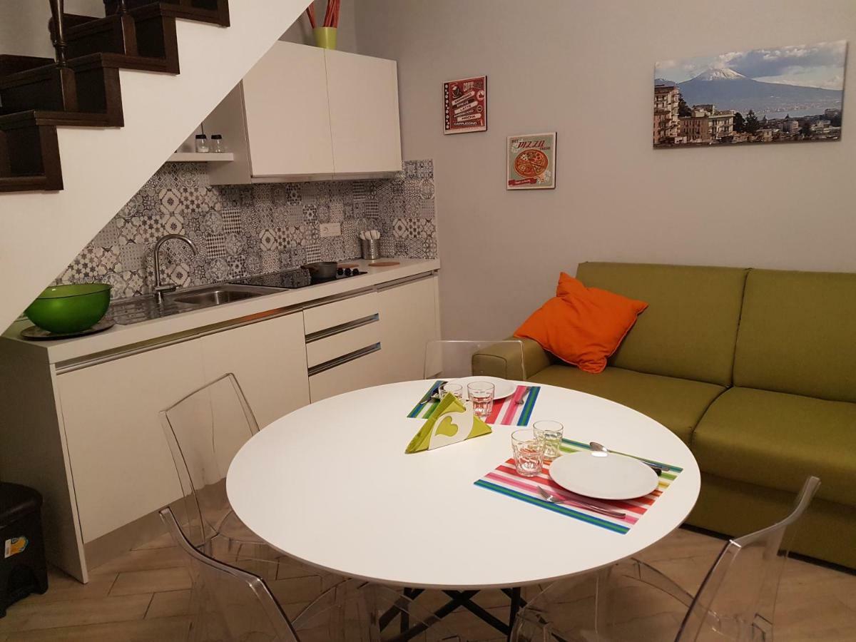 La Casa Di Abbi Apartment เนเปิลส์ ภายนอก รูปภาพ