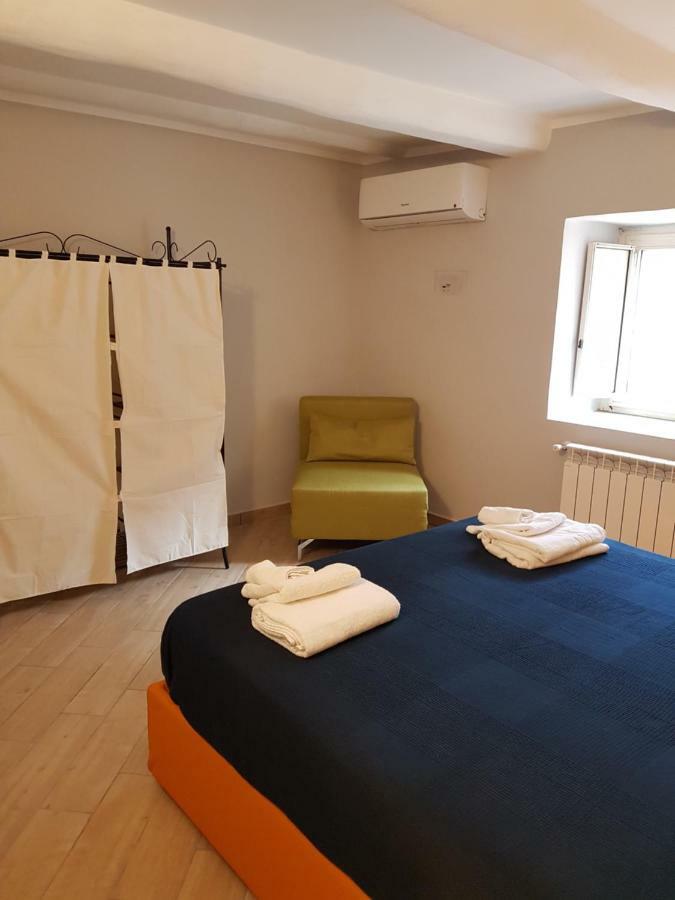 La Casa Di Abbi Apartment เนเปิลส์ ภายนอก รูปภาพ